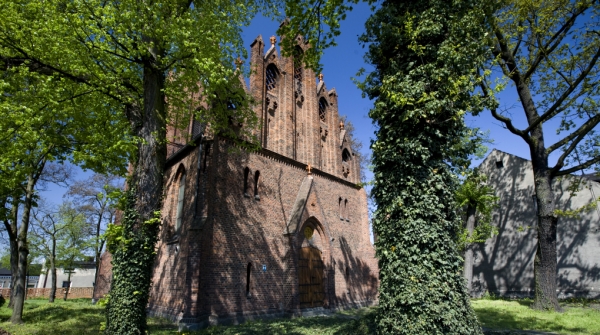 kościół poewangelicki w Miłosławiu - 2 poł. XIX w. (fot. R. Lipigórski)